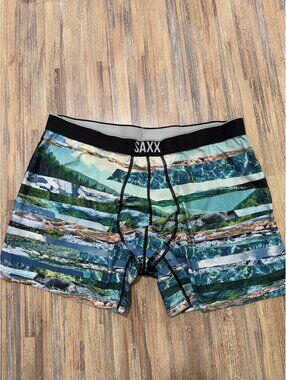 SAXX men’s XXL boxers